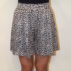 Flowery Uniqlo skort!
